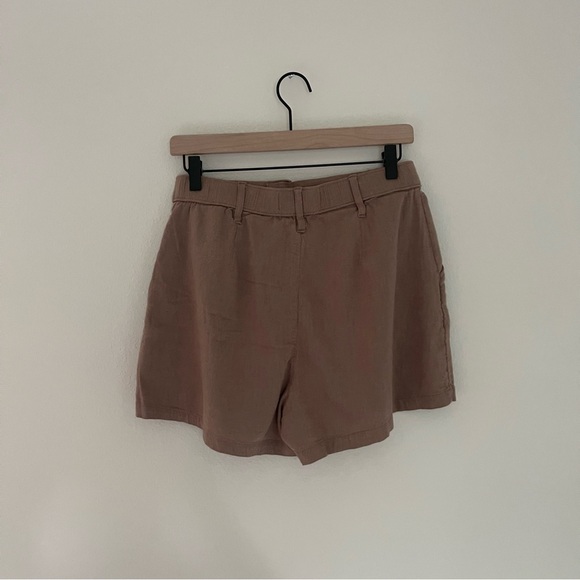 Hollister Ultra High Rise Linen Blend Women's Brown / Tan Shorts - Picture 4 of 6
